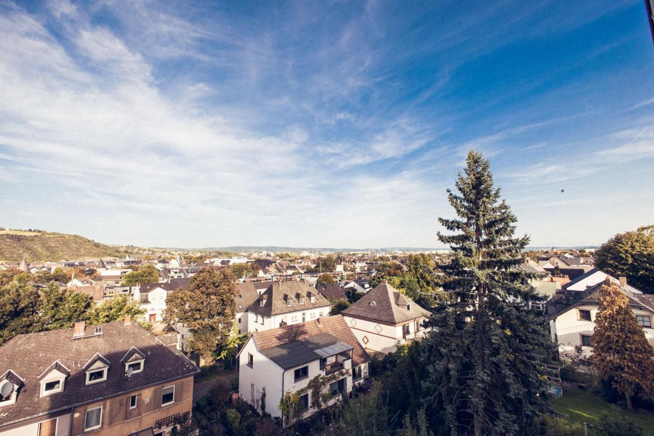 Design Apartment Zentral Fuer 6 In Andernach: Ausblick, Wifi, Kueche Exteriör bild